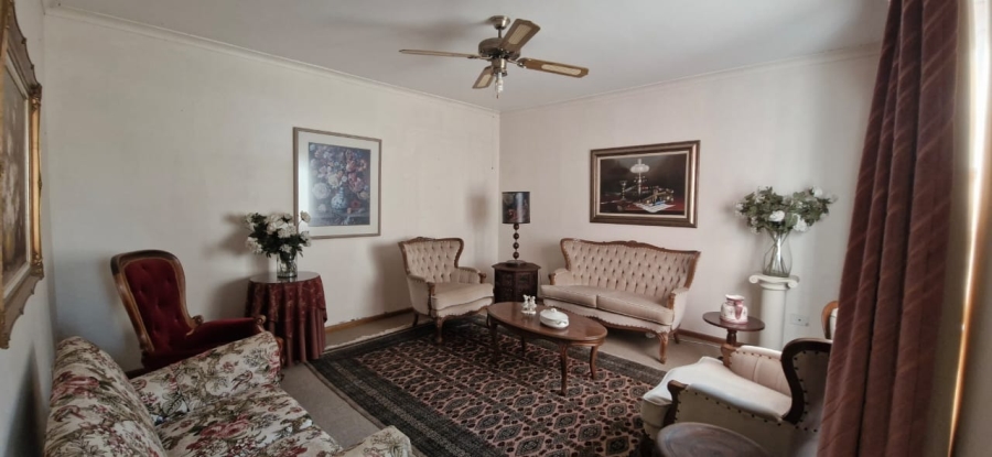 15 Bedroom Property for Sale in Porterville Western Cape